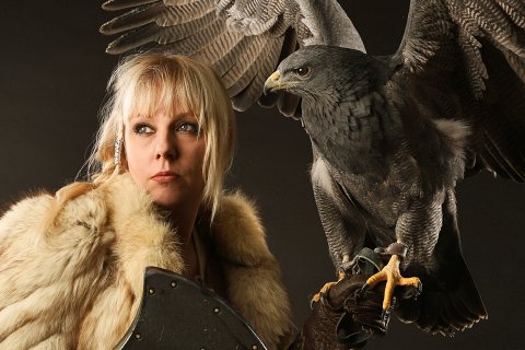 Fotoshooting mit Adler, Uhu, Falke und Wolfshund